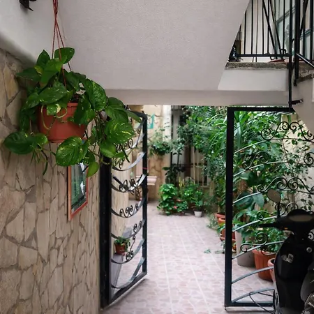 Beb La Terra Di Archimede 3*